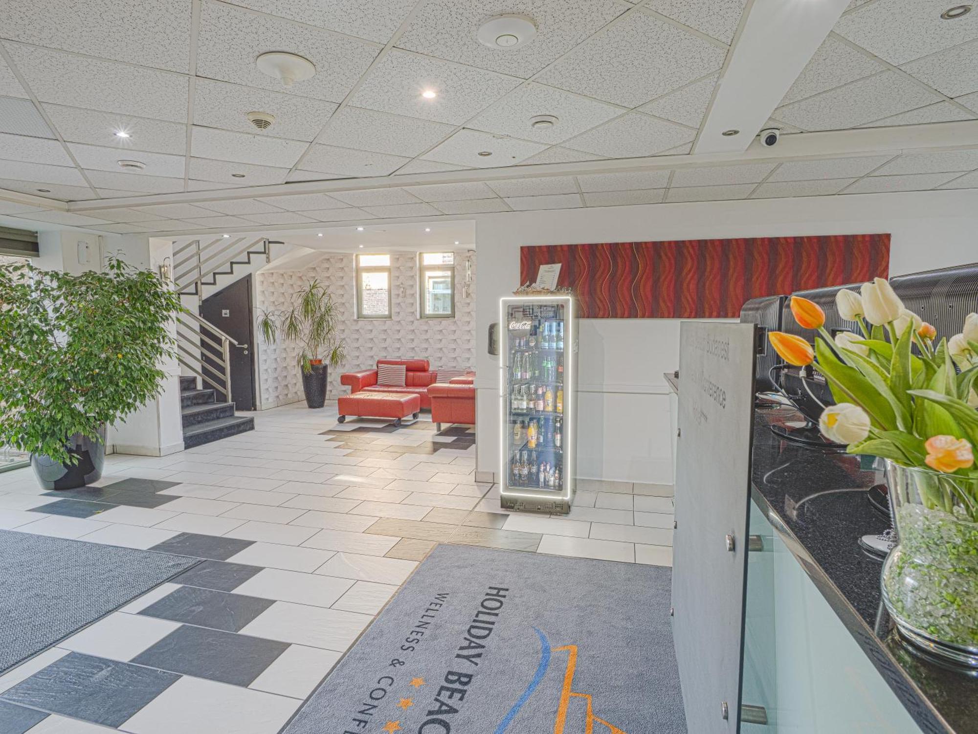 Holiday Beach Budapest Wellness Hotel With Sauna Park Екстер'єр фото